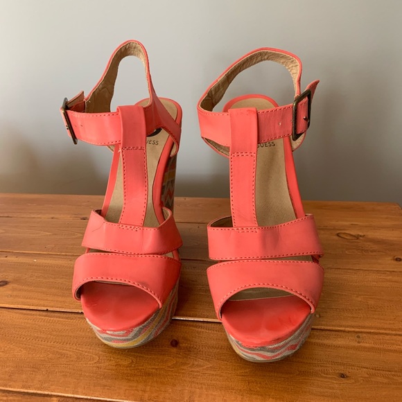 Guess wedges - Picture 2 of 2